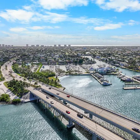 Oceangoing Condo With Pool And Steps To Beach And Food-3